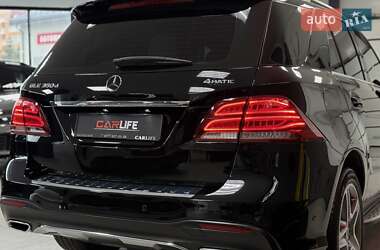 Внедорожник / Кроссовер Mercedes-Benz GLE-Class 2018 в 