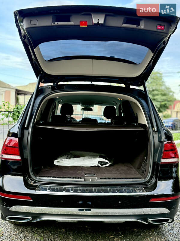 Внедорожник / Кроссовер Mercedes-Benz GLE-Class 2017 в Харькове фото 19 Внедорожник / Кроссовер Mercedes-Benz GLE-Class 2017 в Харькове