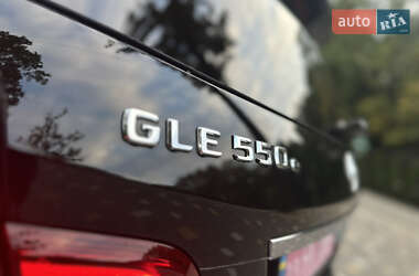 Внедорожник / Кроссовер Mercedes-Benz GLE-Class 2016 в 
