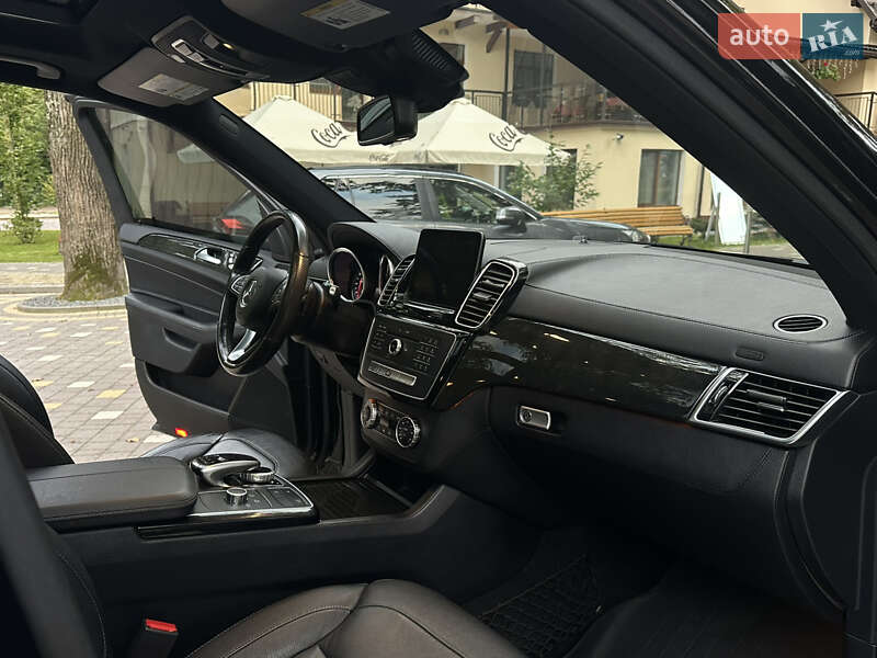 Внедорожник / Кроссовер Mercedes-Benz GLE-Class 2016 в Дрогобыче