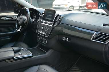 Внедорожник / Кроссовер Mercedes-Benz GLE-Class 2016 в 