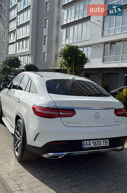 Внедорожник / Кроссовер Mercedes-Benz GLE-Class 2017 в 