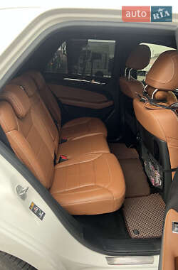 Внедорожник / Кроссовер Mercedes-Benz GLE-Class 2016 в 