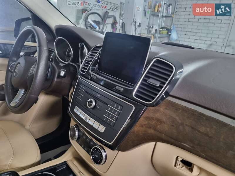 Внедорожник / Кроссовер Mercedes-Benz GLE-Class 2018 в Ровно