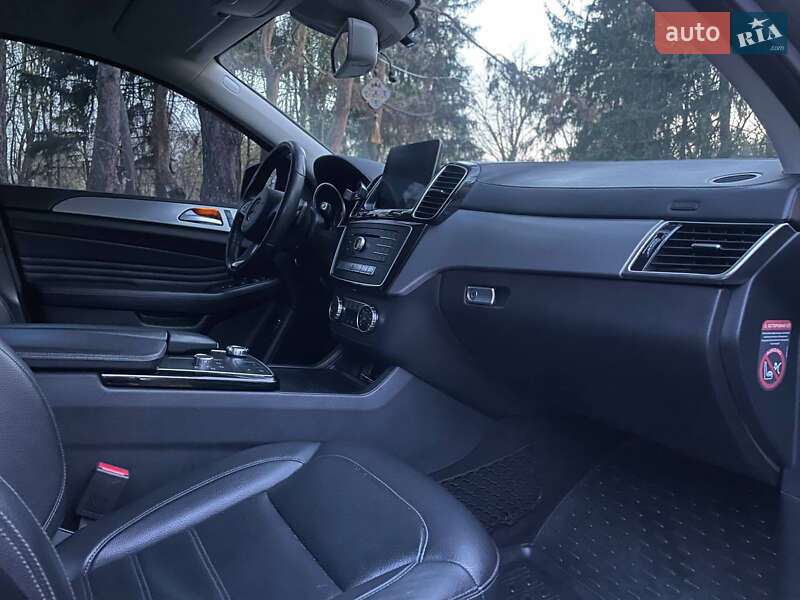 Внедорожник / Кроссовер Mercedes-Benz GLE-Class 2016 в Харькове