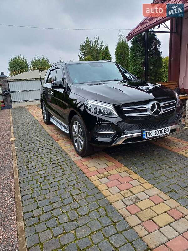 Внедорожник / Кроссовер Mercedes-Benz GLE-Class 2017 в Сарнах