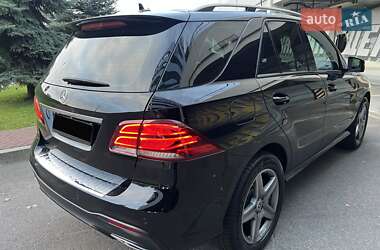 Внедорожник / Кроссовер Mercedes-Benz GLE-Class 2017 в 