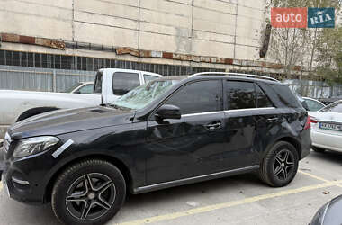Внедорожник / Кроссовер Mercedes-Benz GLE-Class 2017 в 