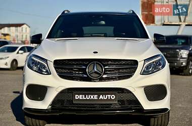 Внедорожник / Кроссовер Mercedes-Benz GLE-Class 2017 в 