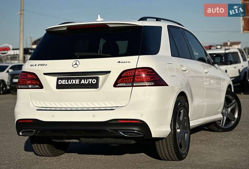 Внедорожник / Кроссовер Mercedes-Benz GLE-Class 2017 в Киеве фото 21 Внедорожник / Кроссовер Mercedes-Benz GLE-Class 2017 в Киеве