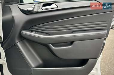 Внедорожник / Кроссовер Mercedes-Benz GLE-Class 2017 в 