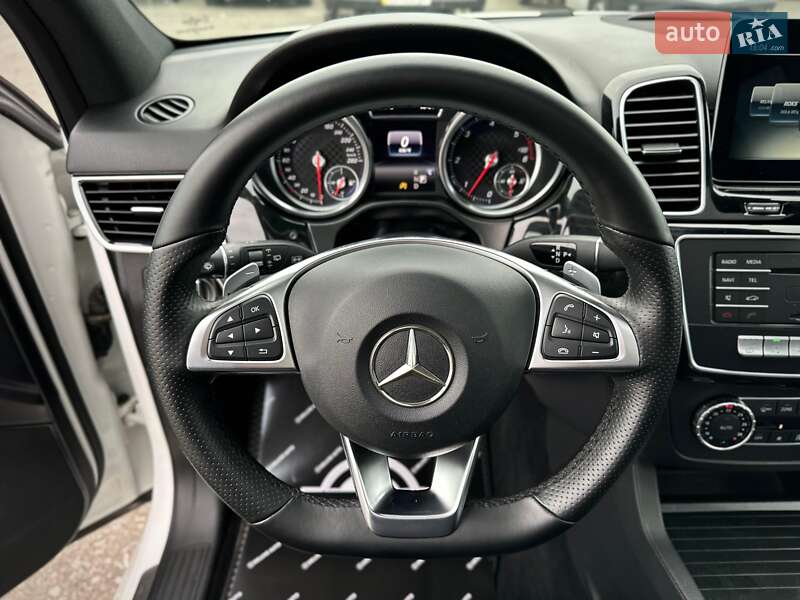 Внедорожник / Кроссовер Mercedes-Benz GLE-Class 2017 в Киеве фото 69 Внедорожник / Кроссовер Mercedes-Benz GLE-Class 2017 в Киеве