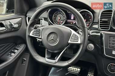 Внедорожник / Кроссовер Mercedes-Benz GLE-Class 2017 в 