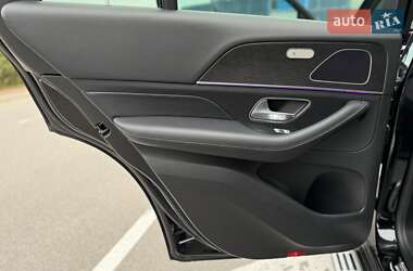 Позашляховик / Кросовер Mercedes-Benz GLE-Class 2021 в 