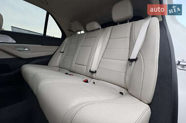Внедорожник / Кроссовер Mercedes-Benz GLE-Class 2019 в 