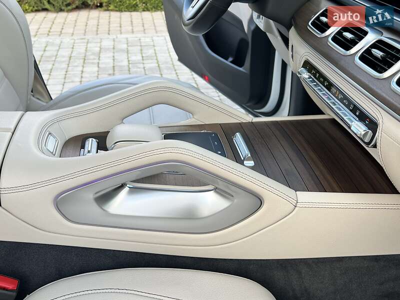 Внедорожник / Кроссовер Mercedes-Benz GLE-Class 2019 в Ровно фото 96 Внедорожник / Кроссовер Mercedes-Benz GLE-Class 2019 в Ровно