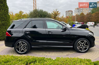 Позашляховик / Кросовер Mercedes-Benz GLE-Class 2015 в  фото 8 Позашляховик / Кросовер Mercedes-Benz GLE-Class 2015 в