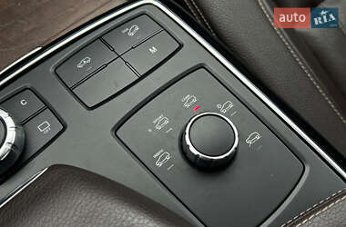 Позашляховик / Кросовер Mercedes-Benz GLE-Class 2015 в  фото 21 Позашляховик / Кросовер Mercedes-Benz GLE-Class 2015 в