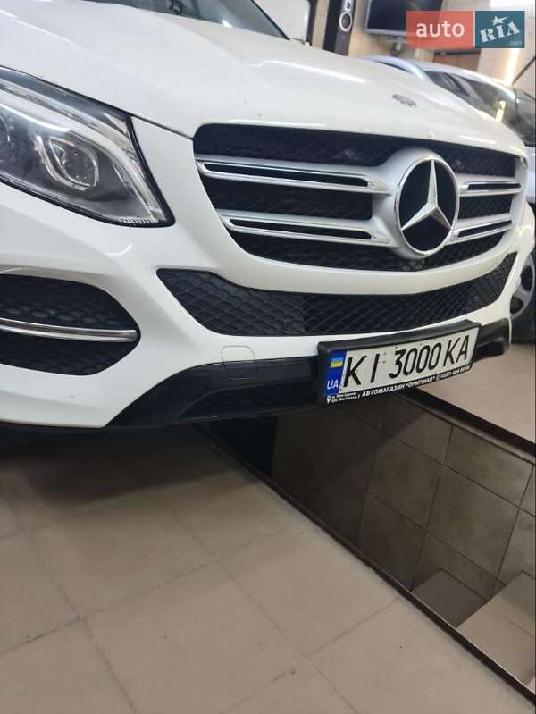 Mercedes-Benz GLE-Class 2016 Mercedes-Benz GLE-Class 2016
