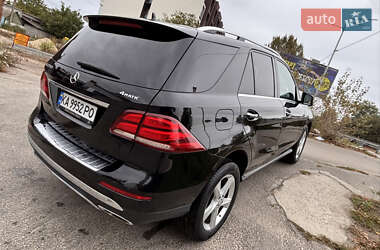 Внедорожник / Кроссовер Mercedes-Benz GLE-Class 2016 в Киеве