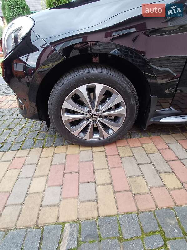 Внедорожник / Кроссовер Mercedes-Benz GLE-Class 2017 в Сарнах