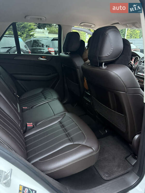 Внедорожник / Кроссовер Mercedes-Benz GLE-Class 2015 в Одессе фото 16 Внедорожник / Кроссовер Mercedes-Benz GLE-Class 2015 в Одессе