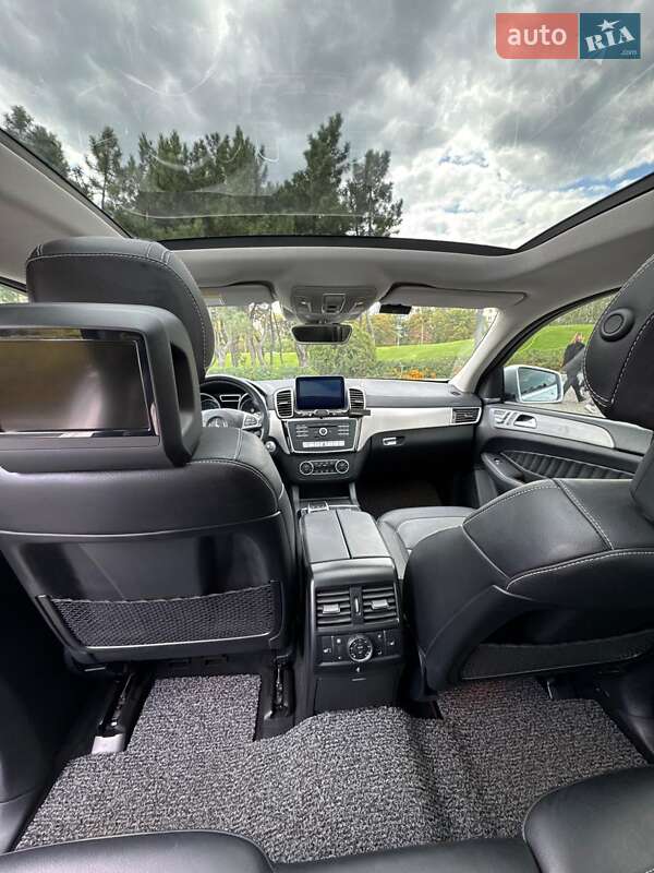 Позашляховик / Кросовер Mercedes-Benz GLE-Class 2016 в Дніпрі фото 20 Позашляховик / Кросовер Mercedes-Benz GLE-Class 2016 в Дніпрі