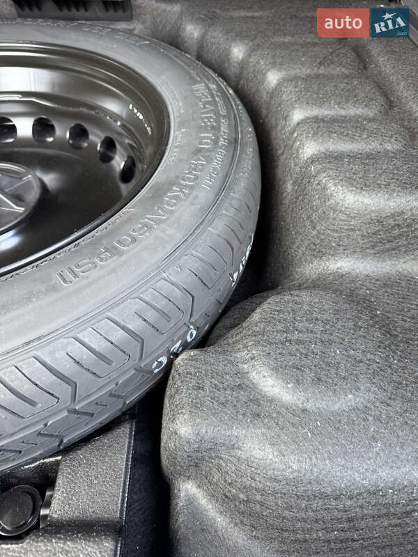 Позашляховик / Кросовер Mercedes-Benz GLE-Class 2021 в Києві фото 13 Позашляховик / Кросовер Mercedes-Benz GLE-Class 2021 в Києві