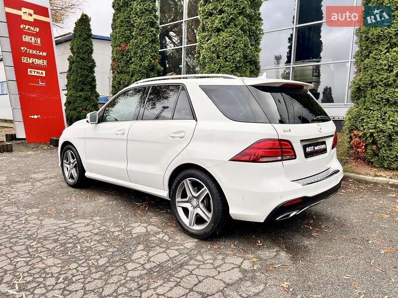Внедорожник / Кроссовер Mercedes-Benz GLE-Class 2016 в Киеве фото 12 Внедорожник / Кроссовер Mercedes-Benz GLE-Class 2016 в Киеве