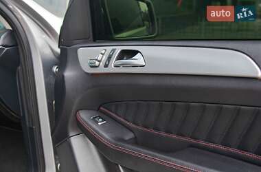 Позашляховик / Кросовер Mercedes-Benz GLE-Class 2015 в  фото 29 Позашляховик / Кросовер Mercedes-Benz GLE-Class 2015 в