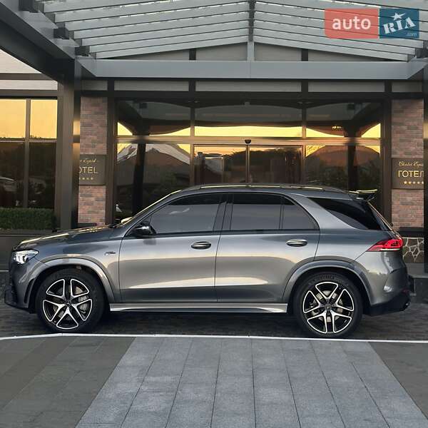 Mercedes-Benz GLE-Class 2021