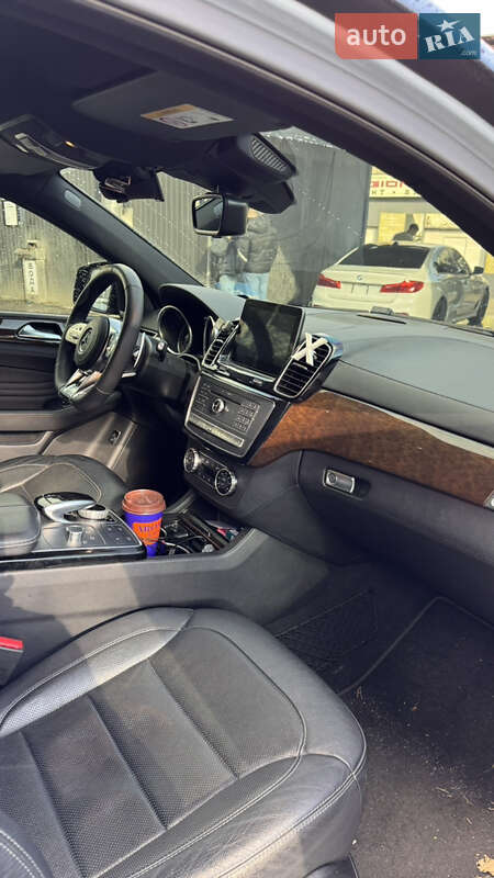 Внедорожник / Кроссовер Mercedes-Benz GLE-Class 2016 в Киеве фото 9 Внедорожник / Кроссовер Mercedes-Benz GLE-Class 2016 в Киеве