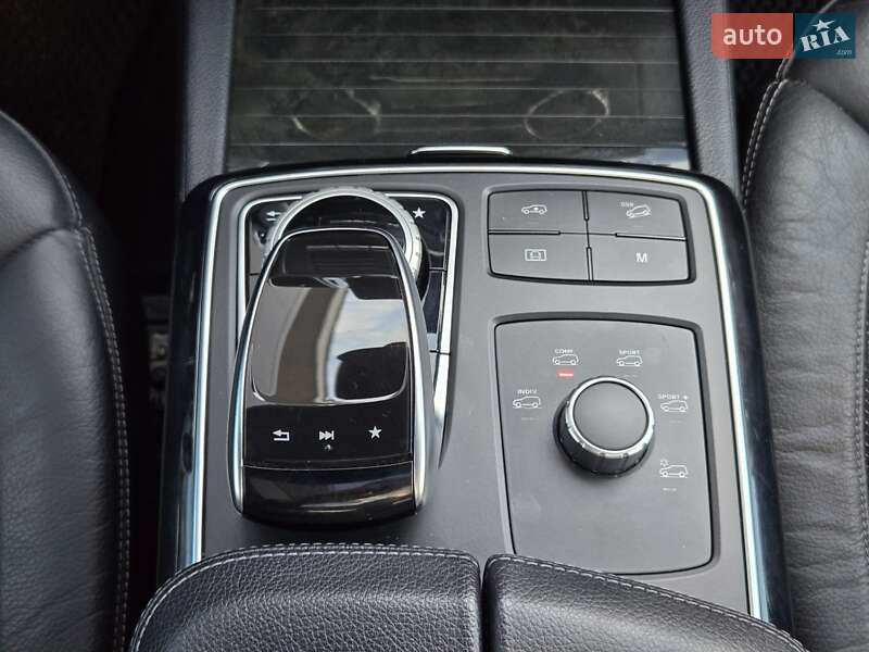 Позашляховик / Кросовер Mercedes-Benz GLE-Class 2017 в Києві фото 32 Позашляховик / Кросовер Mercedes-Benz GLE-Class 2017 в Києві