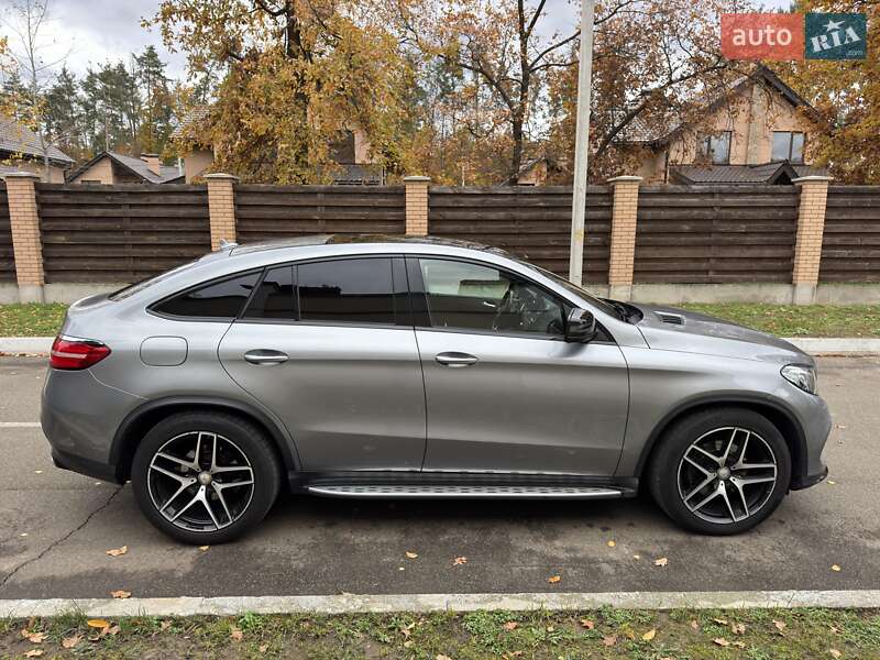 Внедорожник / Кроссовер Mercedes-Benz GLE-Class 2016 в Киеве фото 9 Внедорожник / Кроссовер Mercedes-Benz GLE-Class 2016 в Киеве