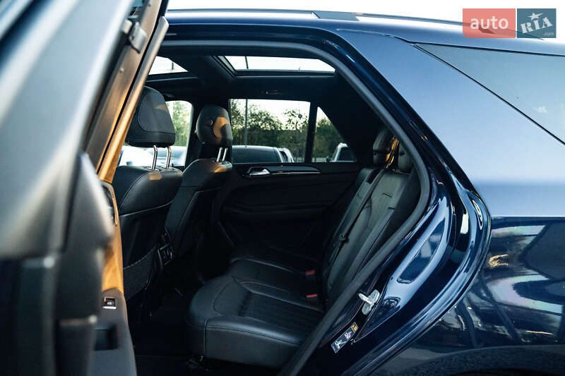 Внедорожник / Кроссовер Mercedes-Benz GLE-Class 2016 в Черновцах