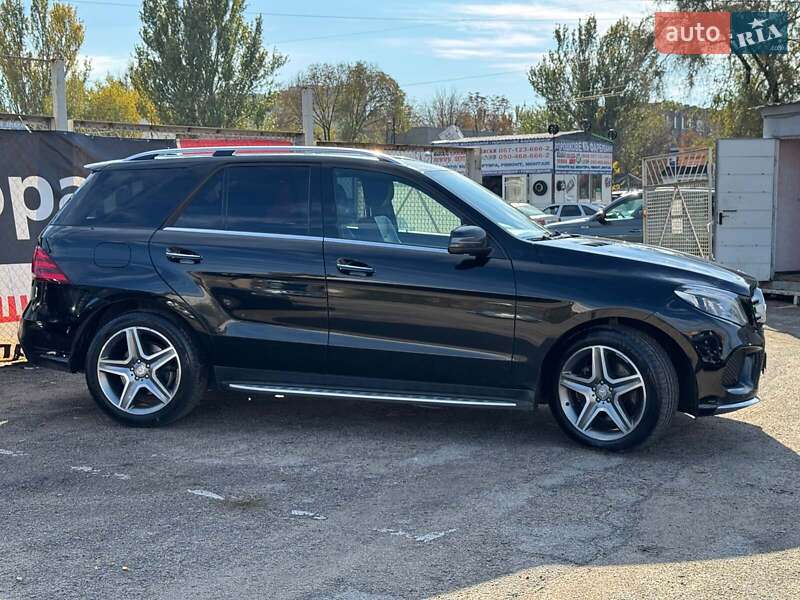 Внедорожник / Кроссовер Mercedes-Benz GLE-Class 2016 в Запорожье
