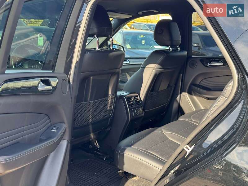 Внедорожник / Кроссовер Mercedes-Benz GLE-Class 2016 в Запорожье