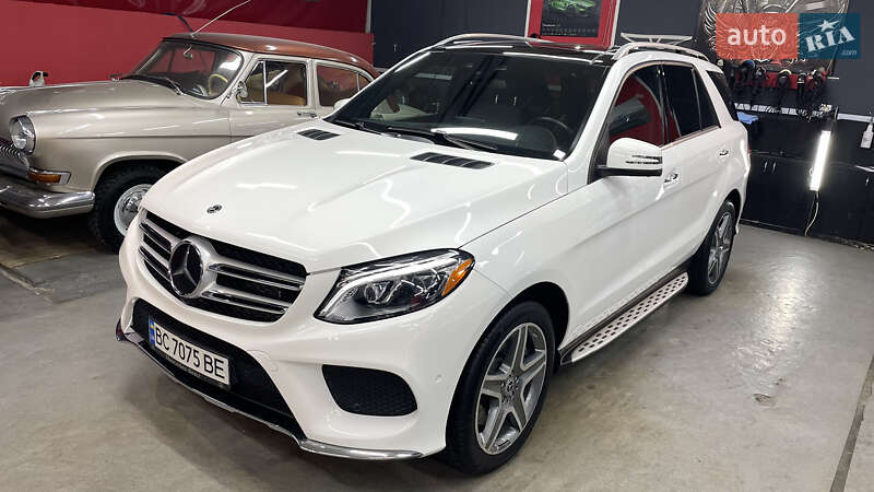 Позашляховик / Кросовер Mercedes-Benz GLE-Class 2017 в Львові фото 6 Позашляховик / Кросовер Mercedes-Benz GLE-Class 2017 в Львові