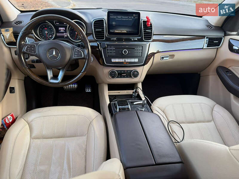 Позашляховик / Кросовер Mercedes-Benz GLE-Class 2015 в Києві фото 6 Позашляховик / Кросовер Mercedes-Benz GLE-Class 2015 в Києві