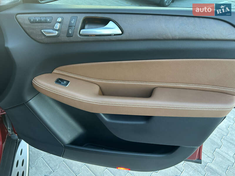 Внедорожник / Кроссовер Mercedes-Benz GLE-Class 2018 в Киеве фото 37 Внедорожник / Кроссовер Mercedes-Benz GLE-Class 2018 в Киеве