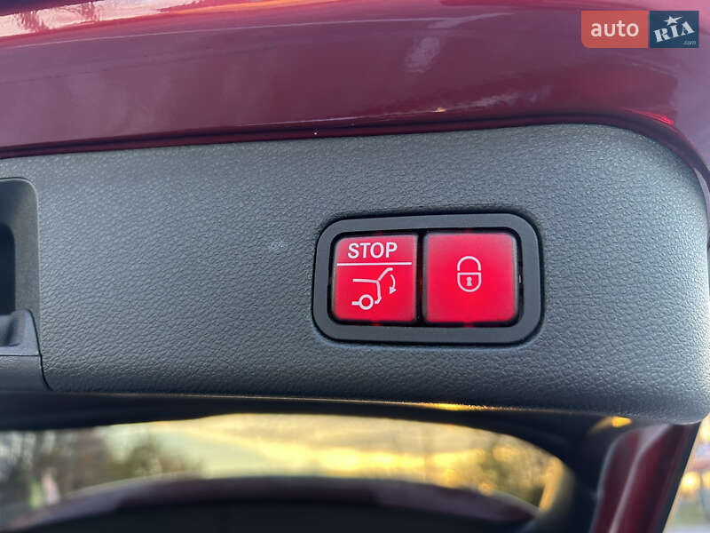 Внедорожник / Кроссовер Mercedes-Benz GLE-Class 2018 в Киеве фото 44 Внедорожник / Кроссовер Mercedes-Benz GLE-Class 2018 в Киеве