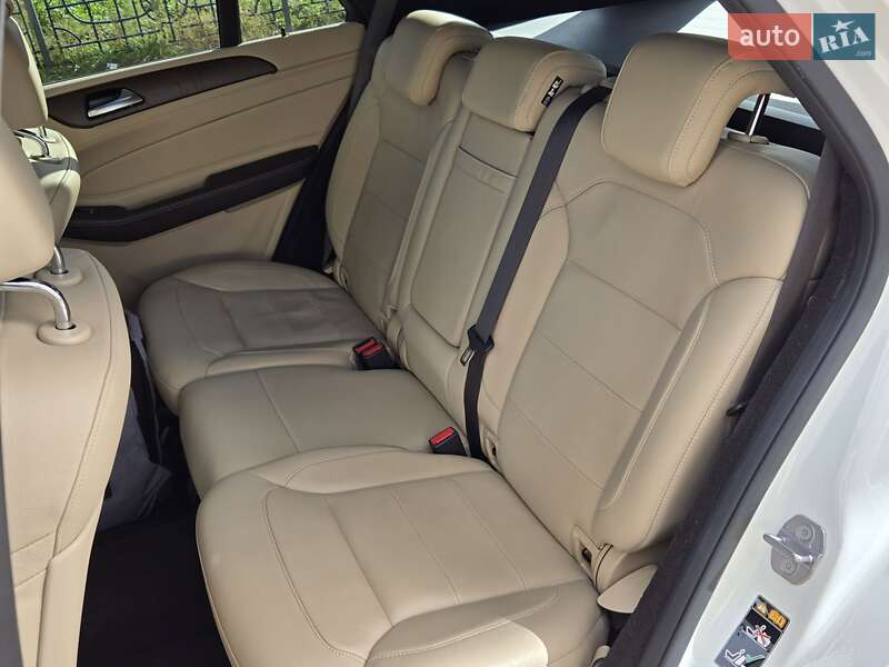 Внедорожник / Кроссовер Mercedes-Benz GLE-Class 2018 в Киеве фото 15 Внедорожник / Кроссовер Mercedes-Benz GLE-Class 2018 в Киеве