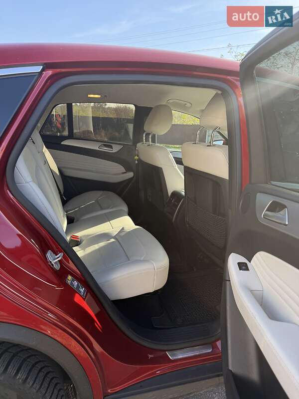 Внедорожник / Кроссовер Mercedes-Benz GLE-Class 2017 в Киеве