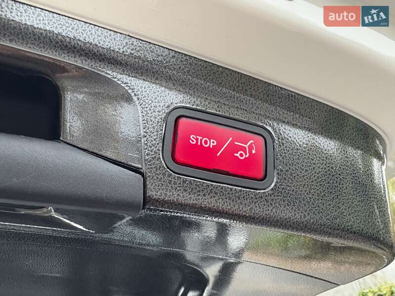 Внедорожник / Кроссовер Mercedes-Benz GLE-Class 2020 в Киеве