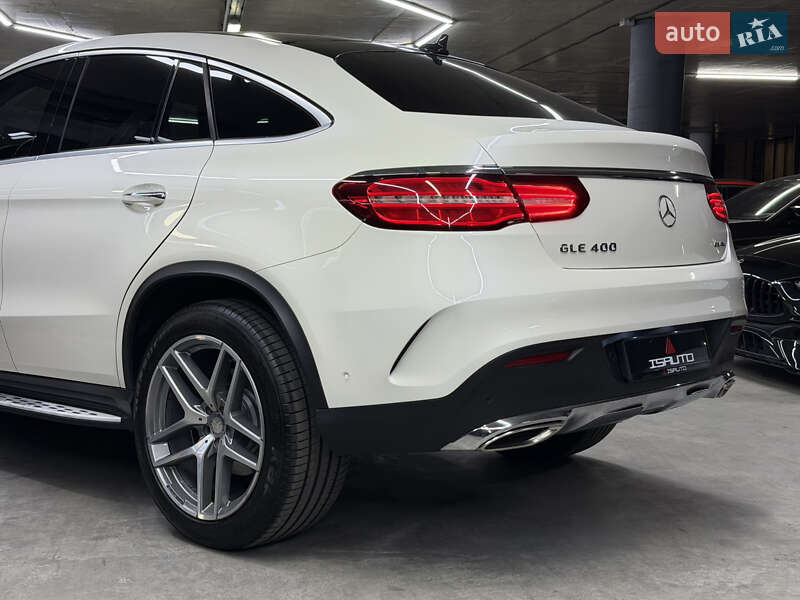 Позашляховик / Кросовер Mercedes-Benz GLE-Class 2015 в Одесі