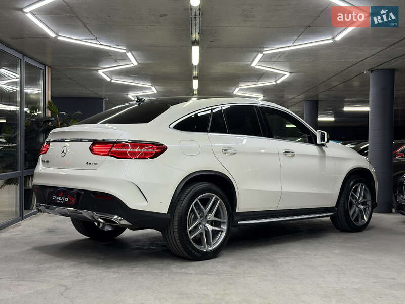 Позашляховик / Кросовер Mercedes-Benz GLE-Class 2015 в Одесі