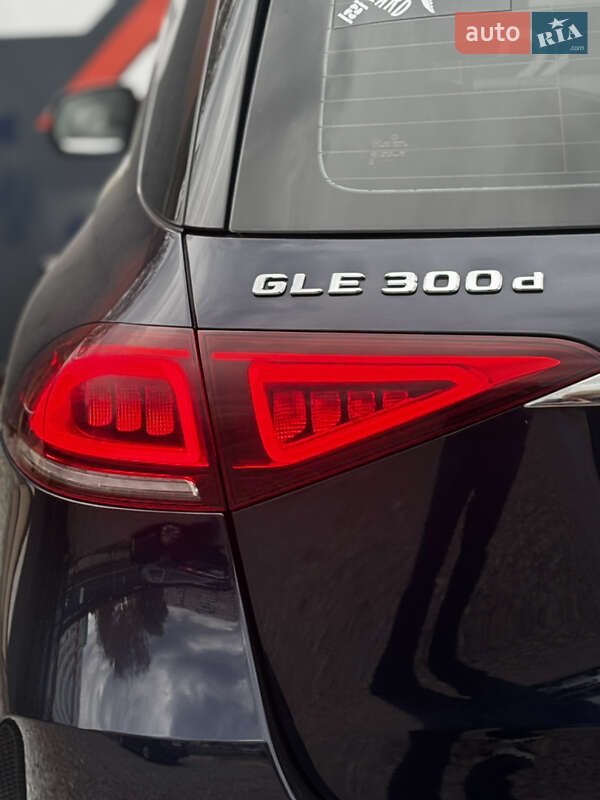 Внедорожник / Кроссовер Mercedes-Benz GLE-Class 2019 в Львове фото 36 Внедорожник / Кроссовер Mercedes-Benz GLE-Class 2019 в Львове