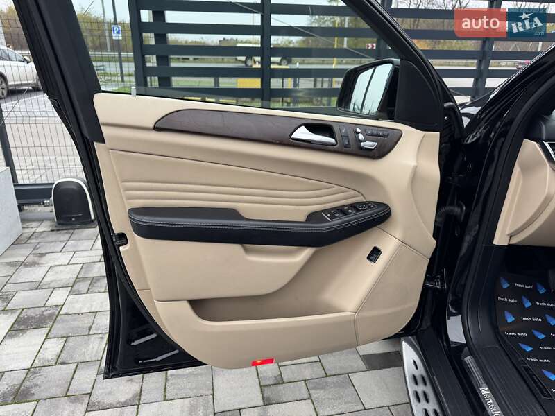 Внедорожник / Кроссовер Mercedes-Benz GLE-Class 2016 в Ровно