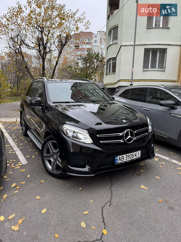 Mercedes-Benz GLE-Class 2017 Mercedes-Benz GLE-Class 2017