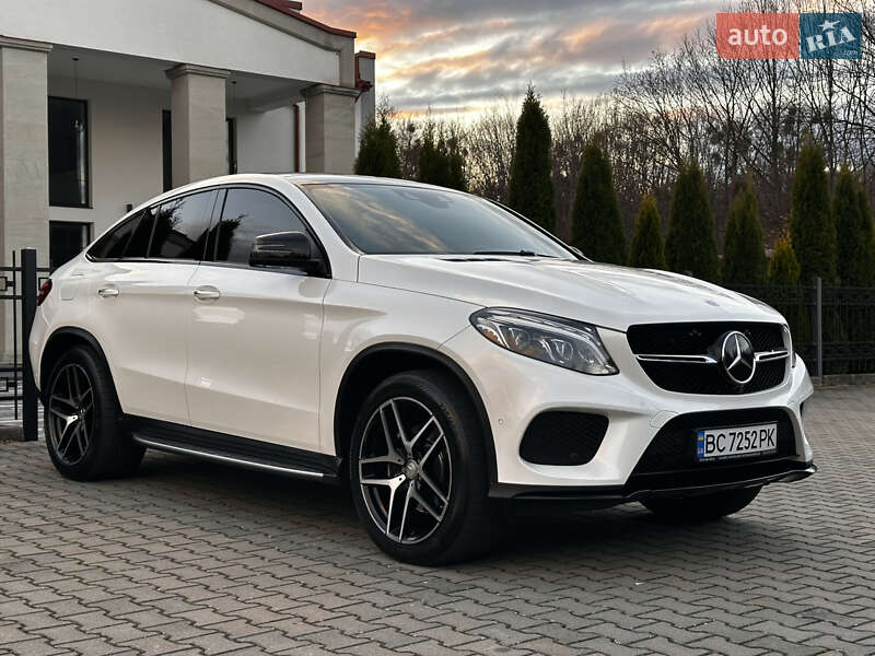 Внедорожник / Кроссовер Mercedes-Benz GLE-Class 2015 в Стрые